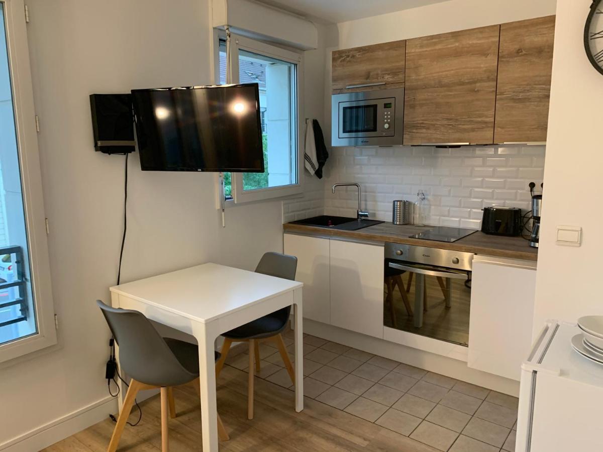 Beautiful Studio Located South Of Paris Bourg-la-Reine Buitenkant foto