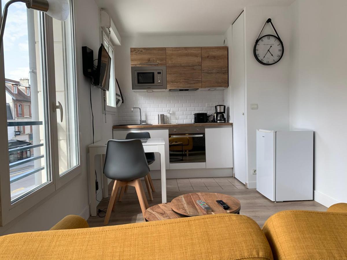 Beautiful Studio Located South Of Paris Bourg-la-Reine Buitenkant foto
