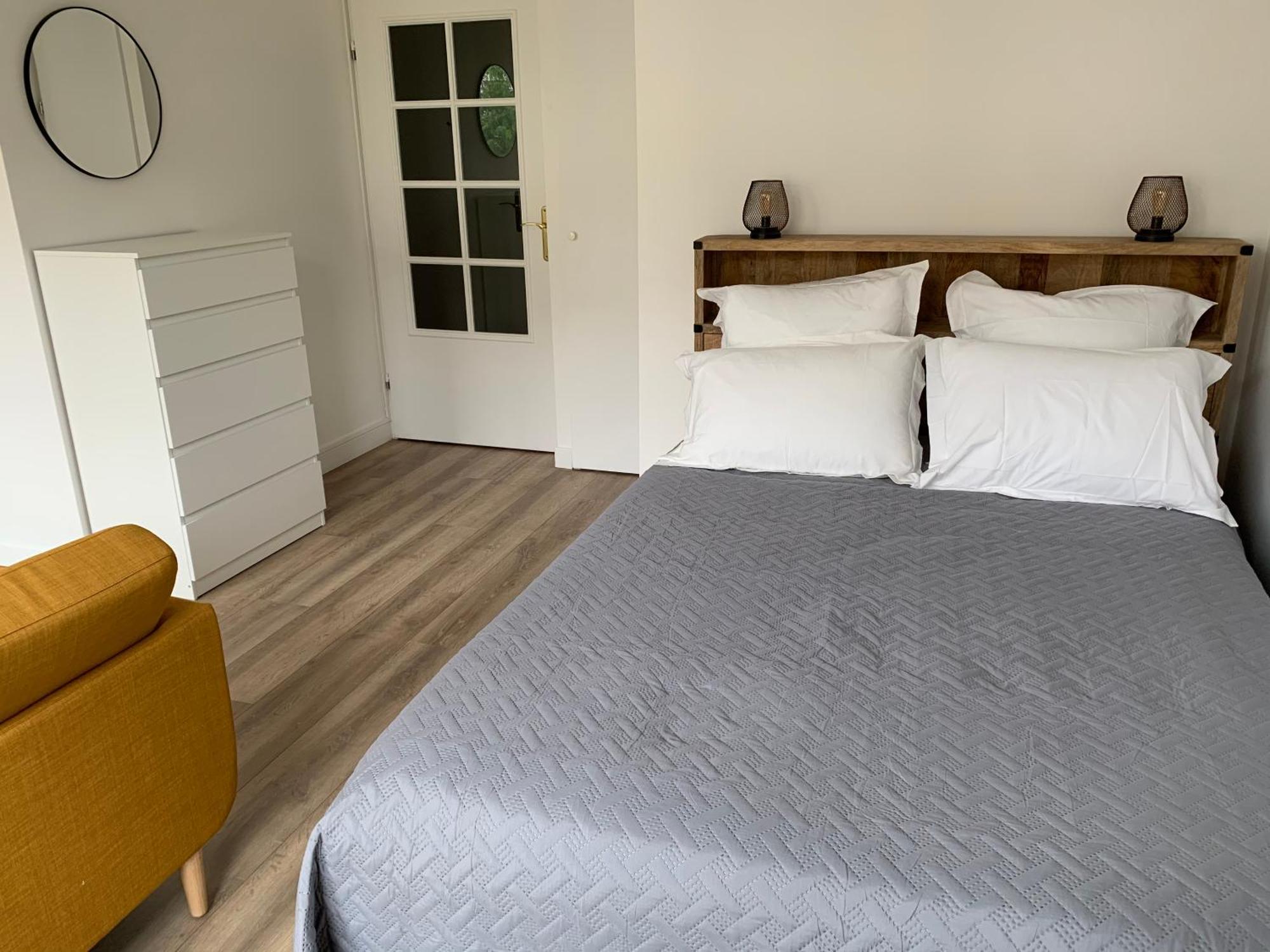 Beautiful Studio Located South Of Paris Bourg-la-Reine Kamer foto